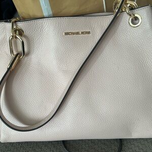Michael Kors Cream Shoulder Bag